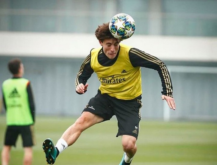 V Bayerne je dva týždne. Na tréningu zranil oporu